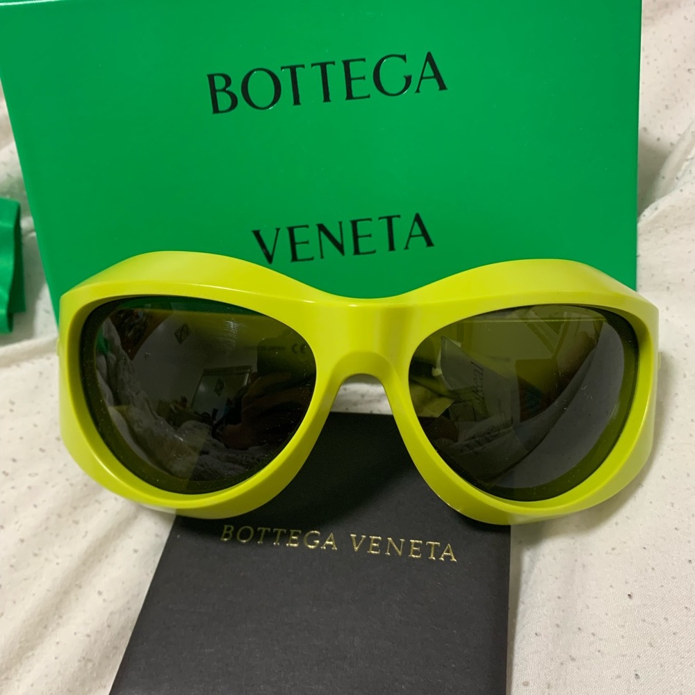 Bottega Veneta Green Sunglasses